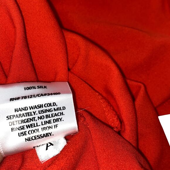 100% Silk Red Short Sleeve Blouse Scoop Neck Top by EILEEN FISHER in XS - Picture 6 of 6